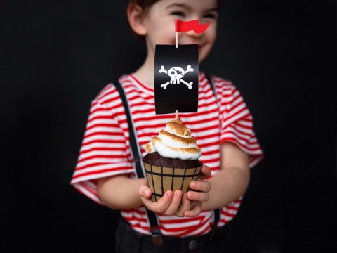Zestaw do muffinek Piraci (1 op. / 6 szt.) Zestaw do muffinek Piraci (1 op. / 6 szt.)