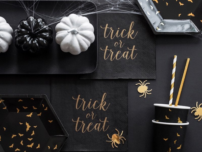 Kubeczki czarne złote nietoperze na Halloween x6 Kubeczki czarne złote nietoperze na Halloween x6