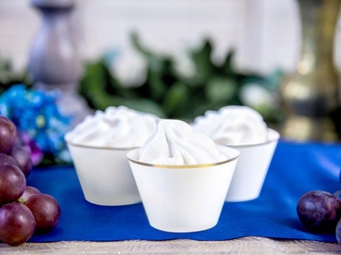 Papilotki na muffinki białe złote na komunię 6szt. Papilotki na muffinki białe złote na komunię 6szt.