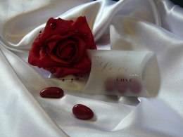 Prezent na Walentynki pudełeczko Love dekoracja 10