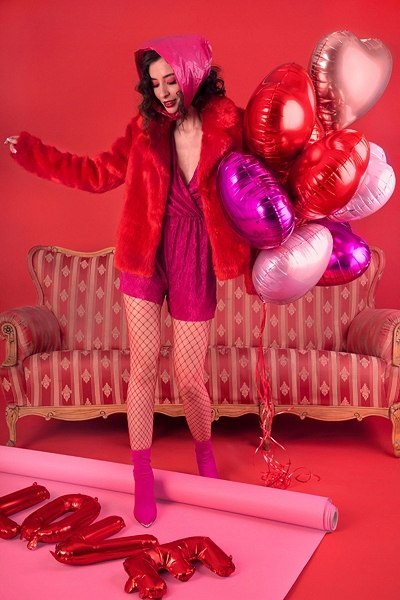 Dekoracje na WALENTYNKI baner balony kurtyna LOVE Dekoracje na WALENTYNKI baner balony kurtyna LOVE