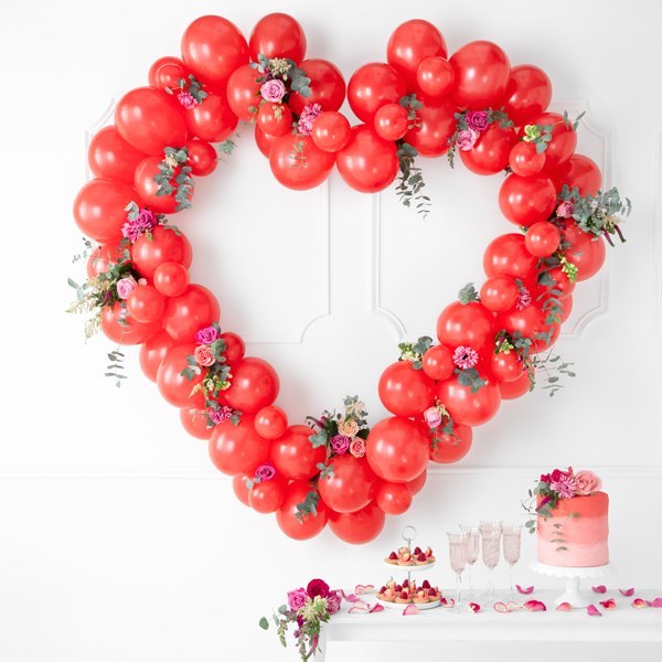 Girlanda balonowa ze stelażem Serce, czerwony, 160 cm Girlanda balonowa ze stelażem Serce, czerwony, 160 cm