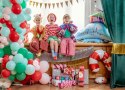 Stojący balon foliowy Świąteczne Autko, 102x107 cm, mix Stojący balon foliowy Świąteczne Autko, 102x107 cm, mix