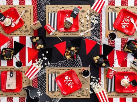 Strój przebranie czapka bandana pirata opaska na oko kapelusz hak piracki